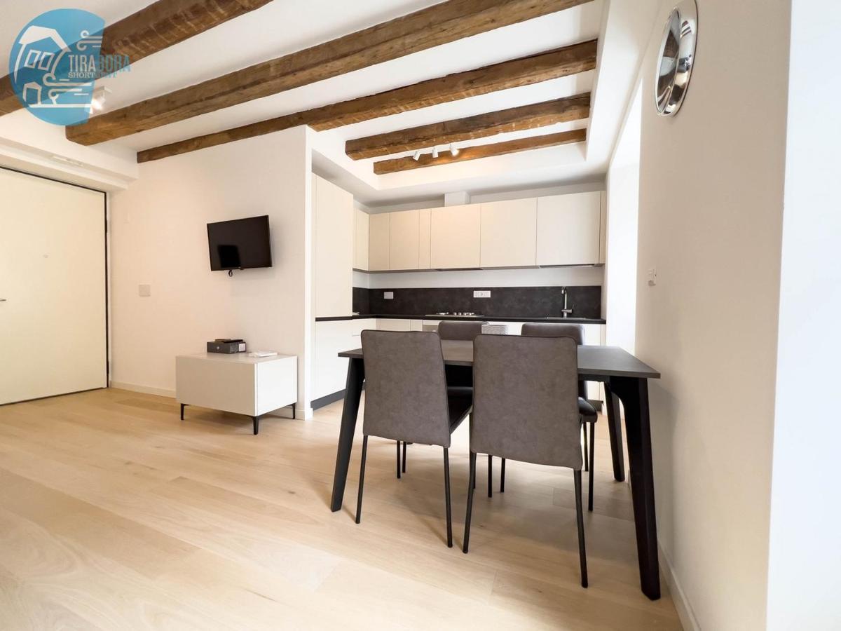 Cavana 10 Tirabora Short Rent トリエステ エクステリア 写真